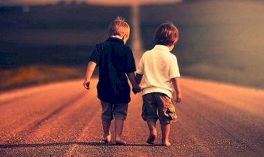 Bid'at Ehliyle Arkadaşlık, Kâfirle Arkadaş Olmaktan Fenâdır!